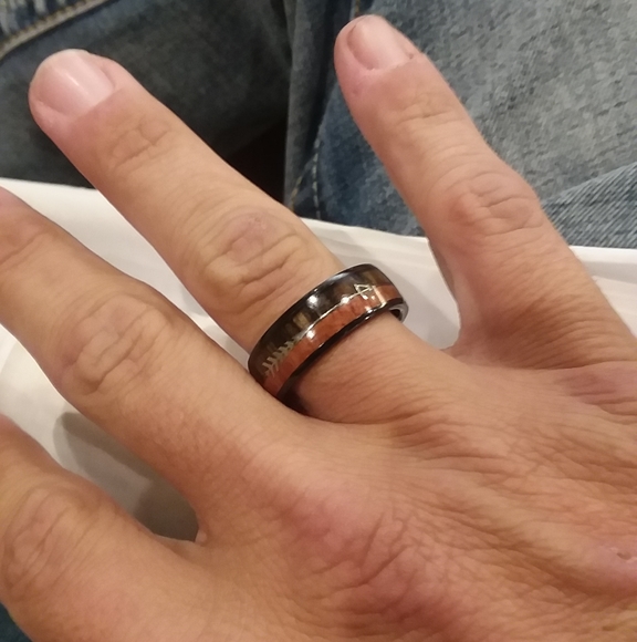 Meet your Posher, Willie - Picture 1 of 1